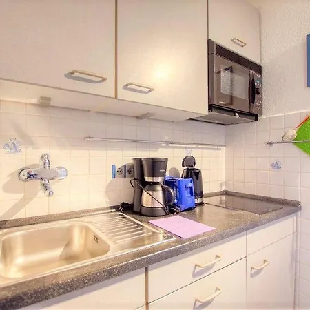 Ferienwohnung-3sh-2-19-3sh219 Appartement *